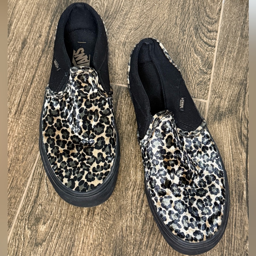 VANS LEOPARD SUEDE SLIP ONS